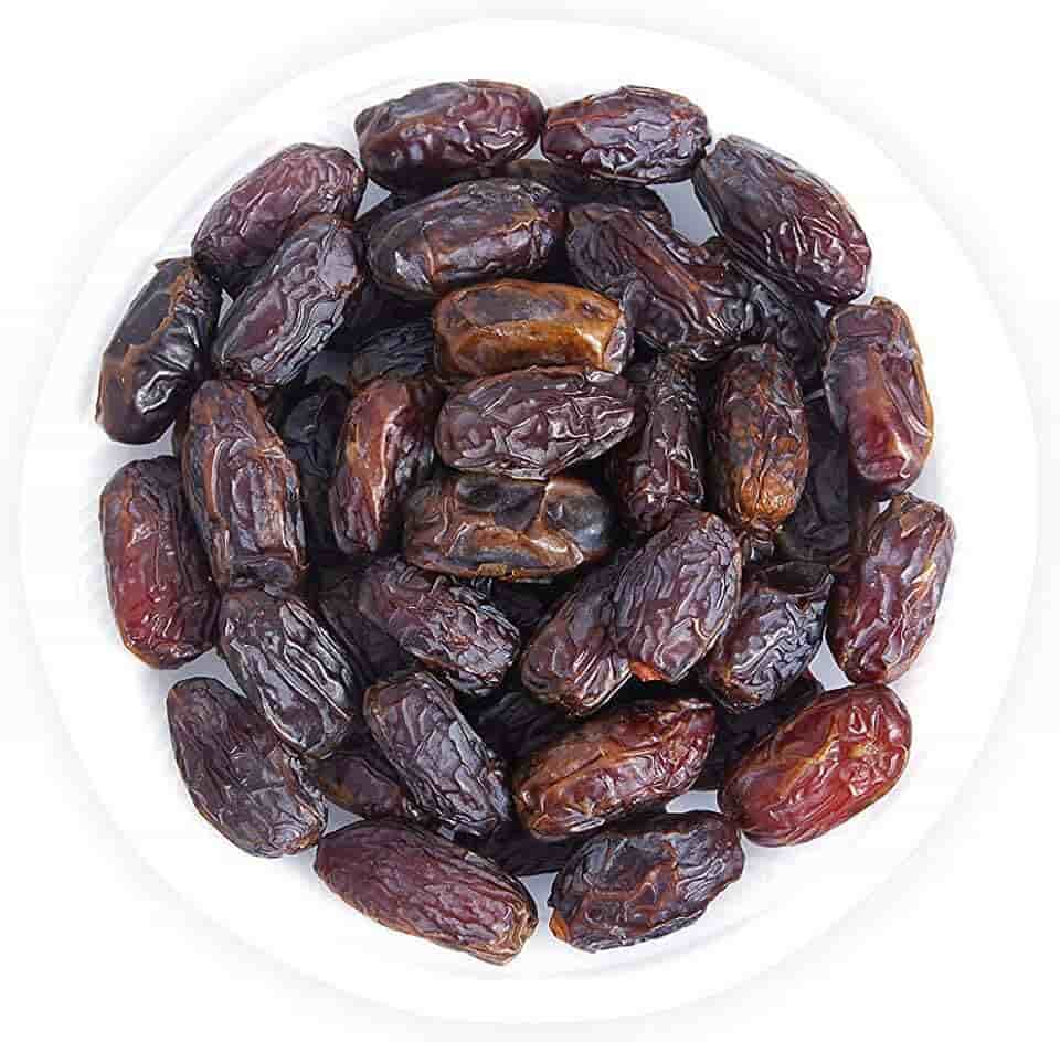 خرما پیارم درشت با کیفیت بالا و اندازه درشت